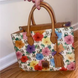 Rare dooney and Burke bag!